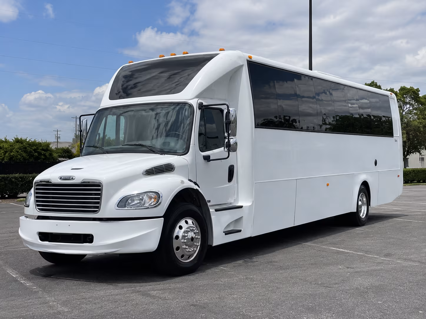 Rent a Bus to Pacific Amphitheatre Concert