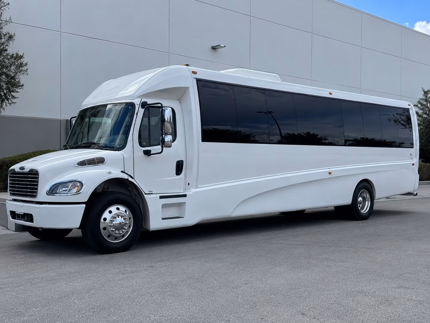 Costa Mesa Wedding Transportation pickup coordination