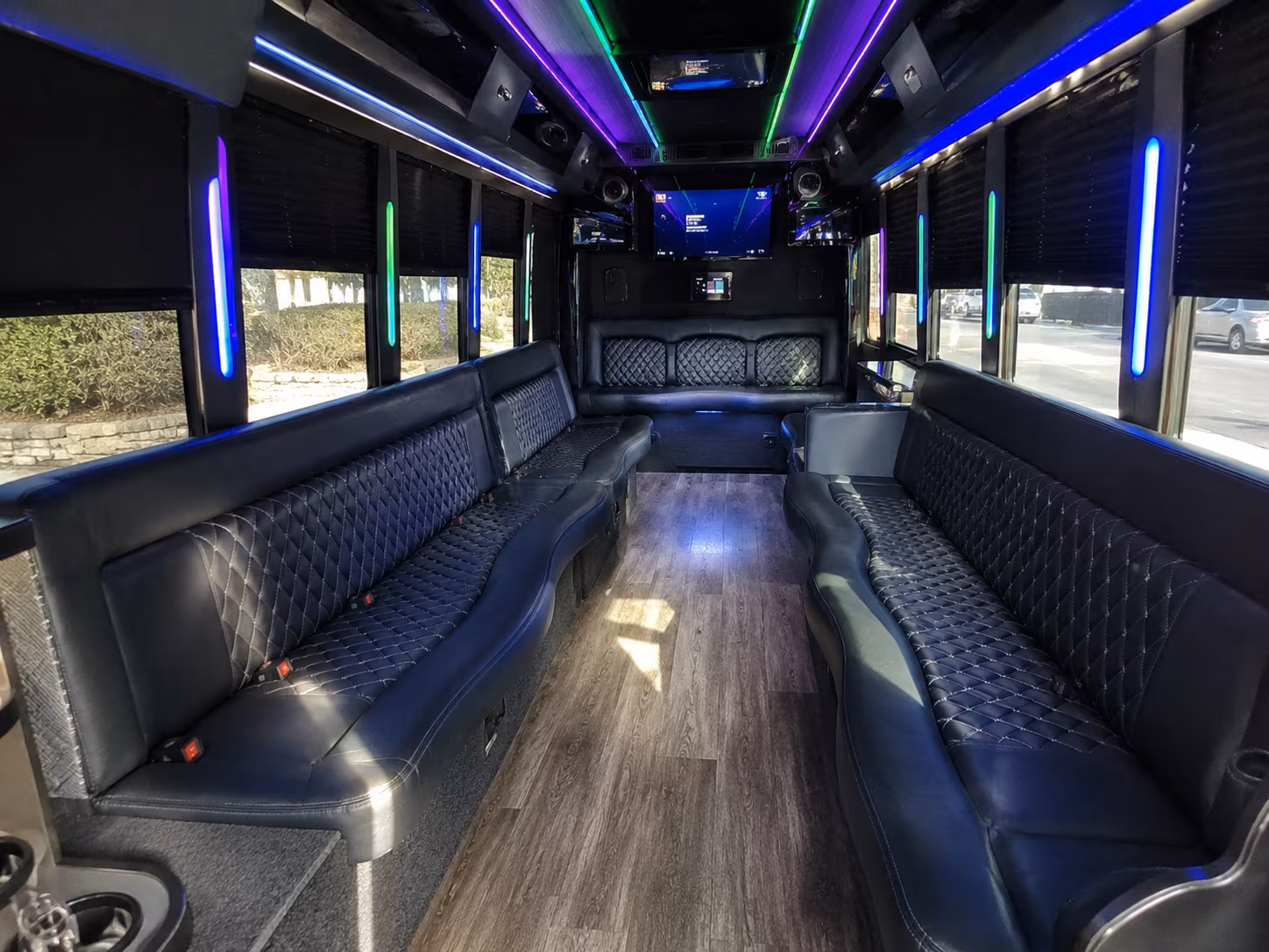 Irvine Winery Tour & Pub Crawl Transportation