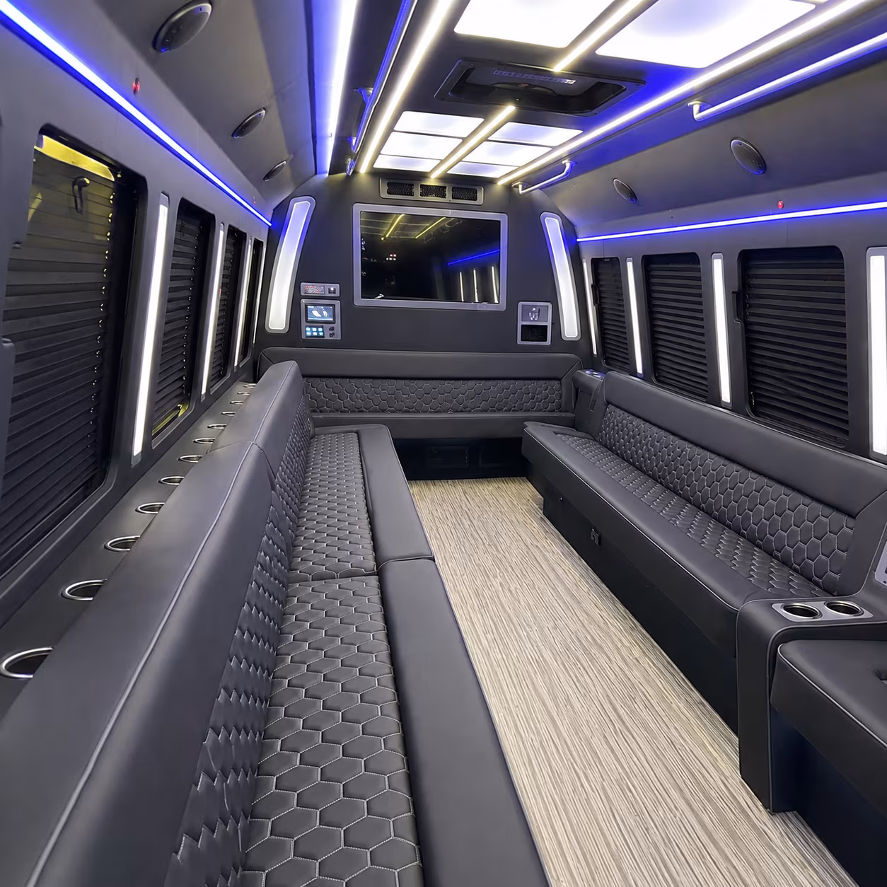 Laguna Niguel Birthday, Sweet 16, & Quinceañera Party Bus Rentals